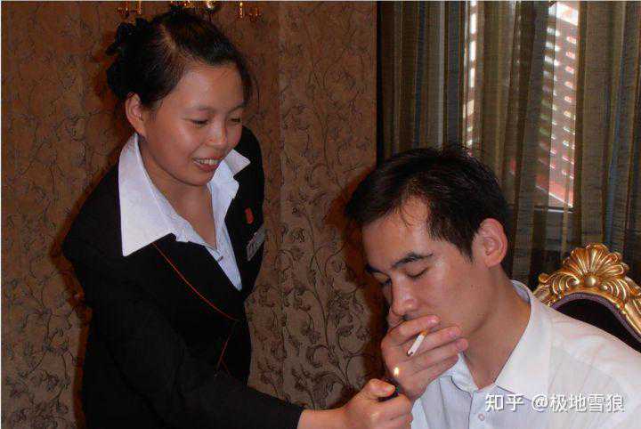 右眼皮跳，有什么说法？