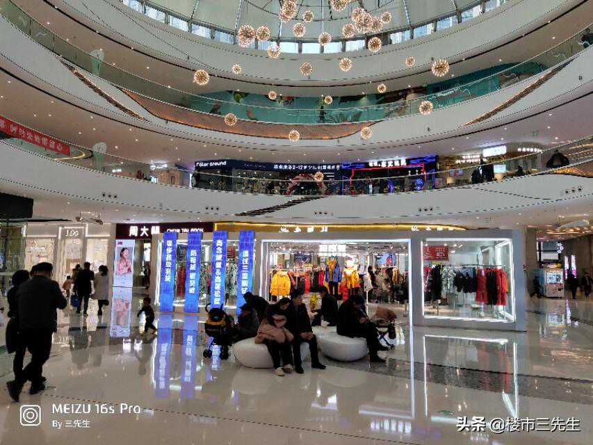 叶玉卿近况曝光，因脱成名，曾言：有料才脱，今古堡躲疫情